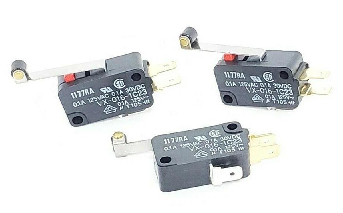 LOT OF 3 NEW OMRON VX-016-1C23 SNAP SWITCHES 0.1A 125VAC 30VDC 125V VX0161C23