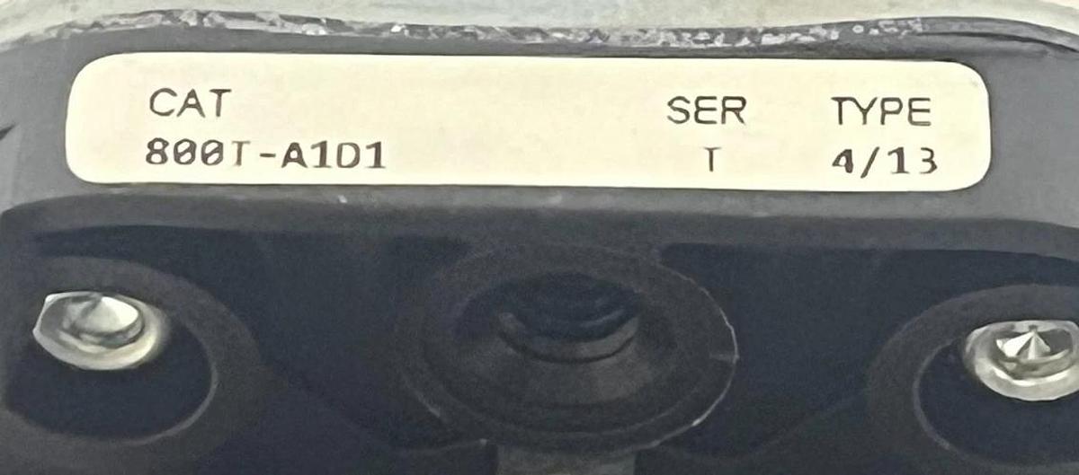 ALLEN-BRADLEY 800T-A101 Ser. T Pushbutton GREEN Flush Head 1 N.O. 30mm NSNP
