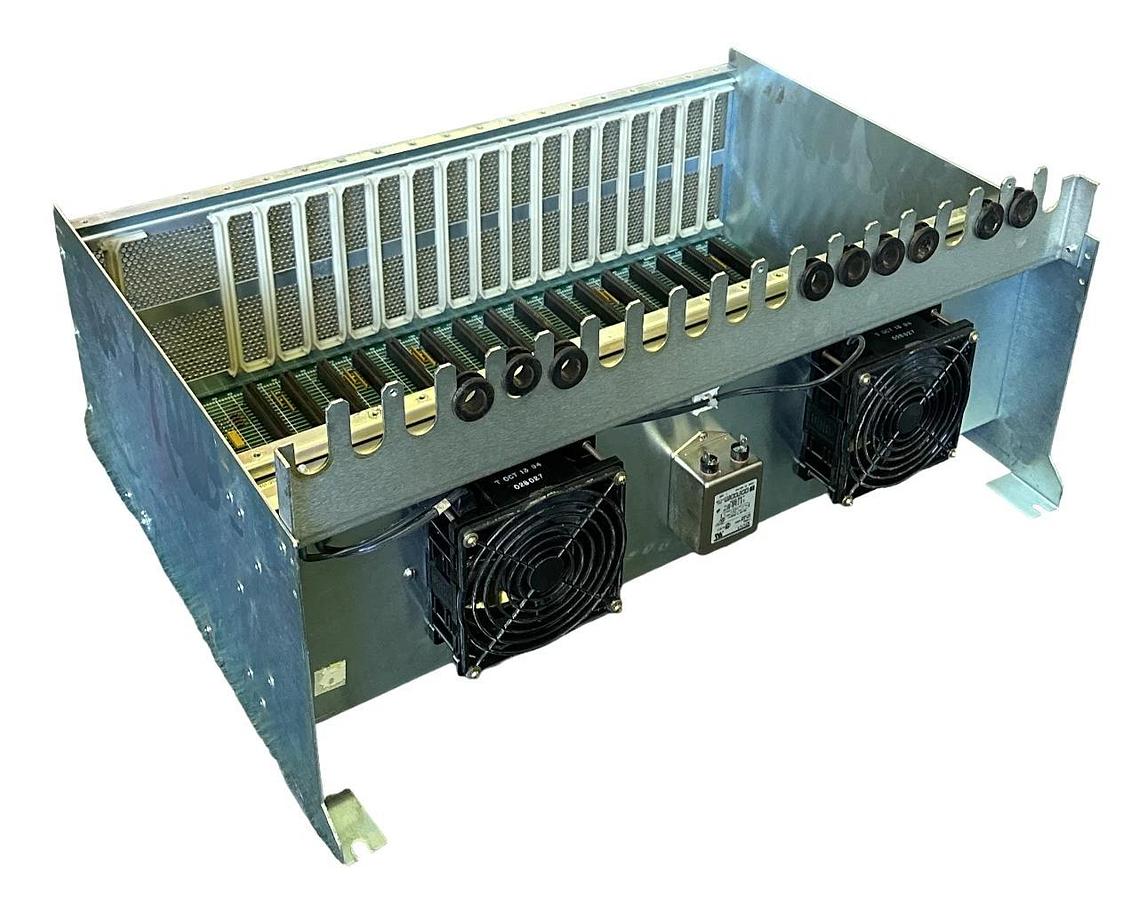 Used RELIANCE ELECTRIC 57C-331 / 57C331 AUTOMAX 16-SLOT RACK 100/120VAC 8/7A 50/60Hz