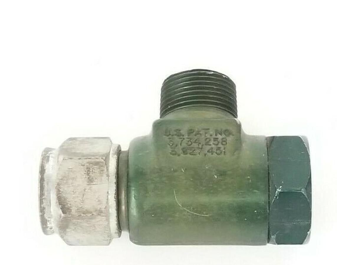 NEW EATON AIRFLEX SIZE: 3/4 QUICK RELEASE VALVE 3-734-258 3-827-451 W/ NUT