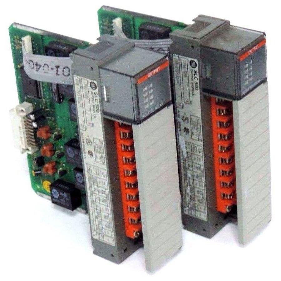 Used LOT OF 2 ALLEN BRADLEY SLC 500 1746-OX8 OUTPUT MODULES SER A FAC 1P 1746OX8