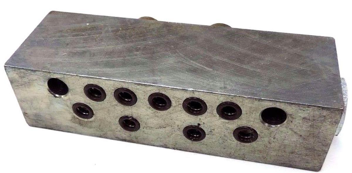 Used NEW LUBRIQUIP MXP-075S VALVE BLOCK MXP075S