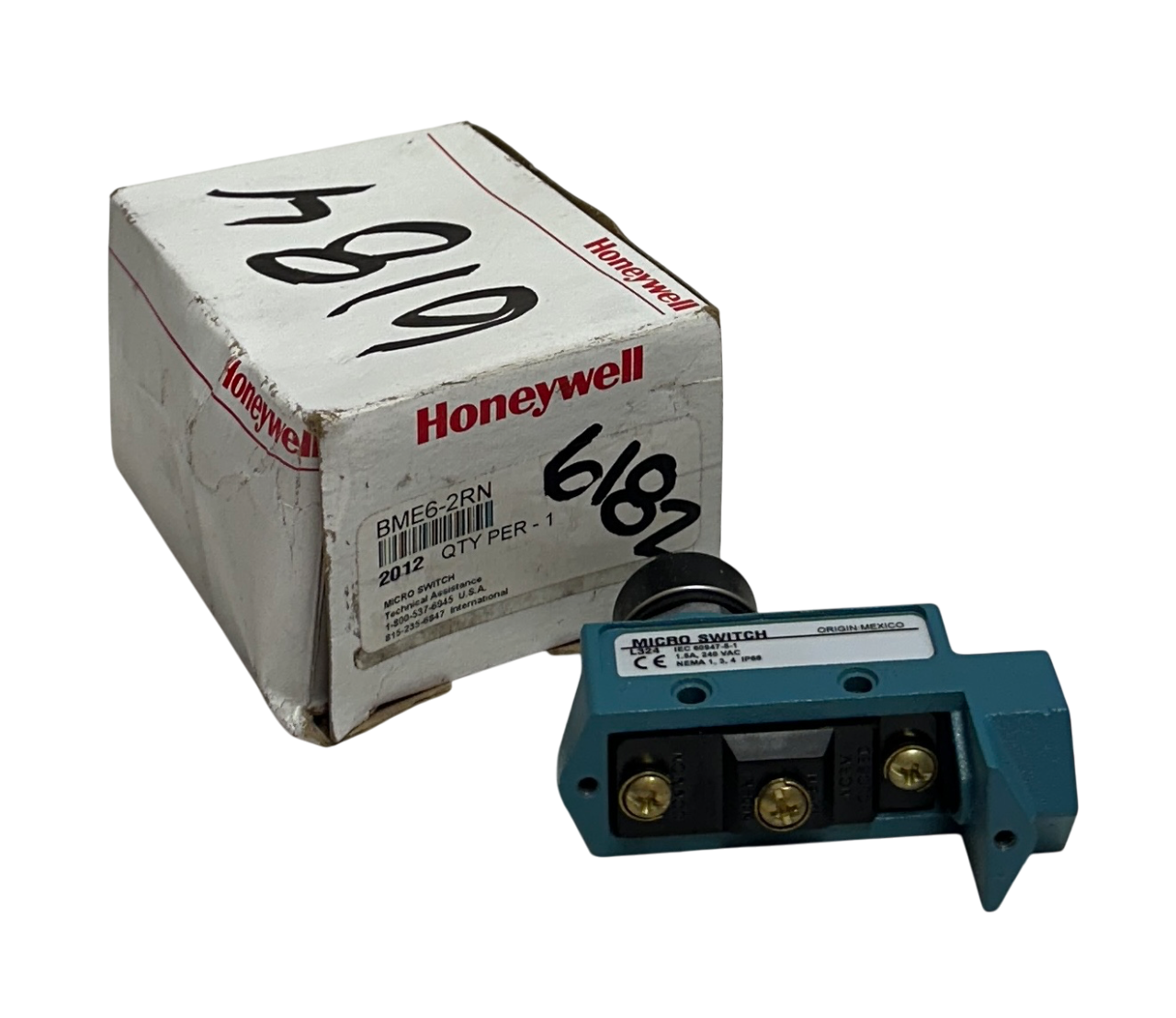 Used HONEYWELL BME6-2RN / BME62RN LIMIT SWITCH / TOP PLUNGER L324 L101 NSMP *READ