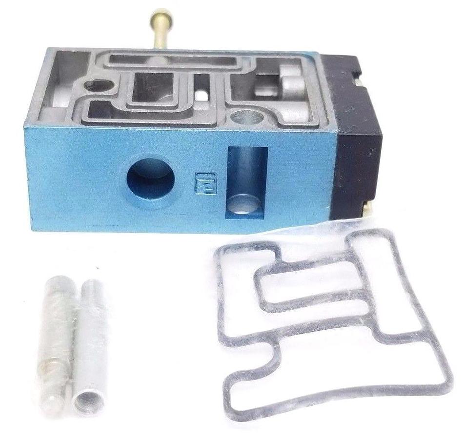 Used NEW MAC VALVE MANIFOLD WITH HARDWARE