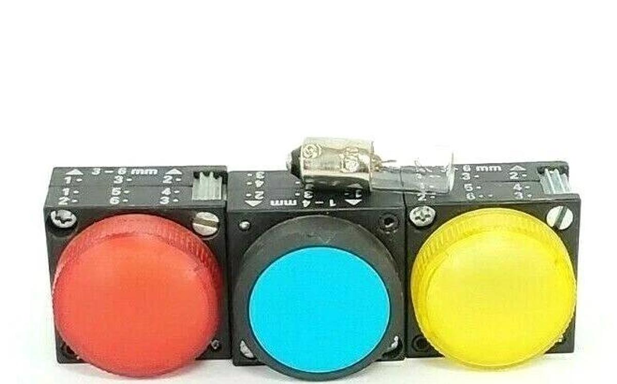 Used LOT OF 3 GENERIC PUSHBUTTONS / INDICATOR LIGHT COVERS