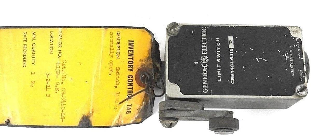 Used GENERAL ELECTRIC CR9440-LS415P LIMIT SWITCH ROLLER LEVER LEFT SIDE CR9440LS415P