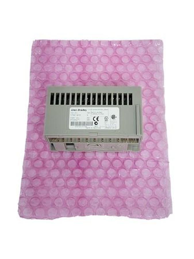 Used NEW ALLEN BRADLEY 1794-IA16 SER. A 120V AC INPUT MODULE REV. B01