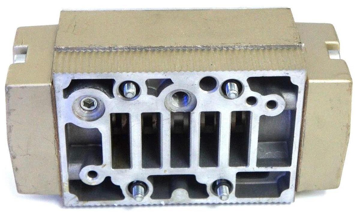 Used ROSS CONTROLS W7057-A-4332 PNEUMATIC CONTROL VALVE W7057A4332