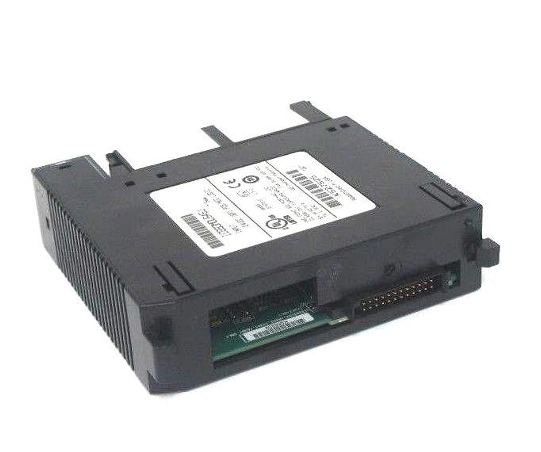 Used GE FANUC IC693MDL645J INPUT 24VDC 16PT POS/NEG LOGIC (MISSING DOOR)