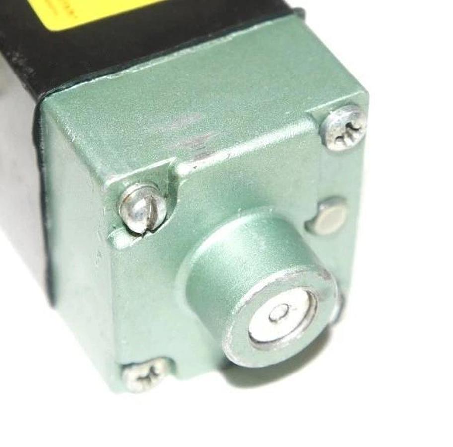 Used NUMATICS 152SS500K SOLENOID VALVE WITH 228-690 B COIL, 100-120 V, 50/60 HZ