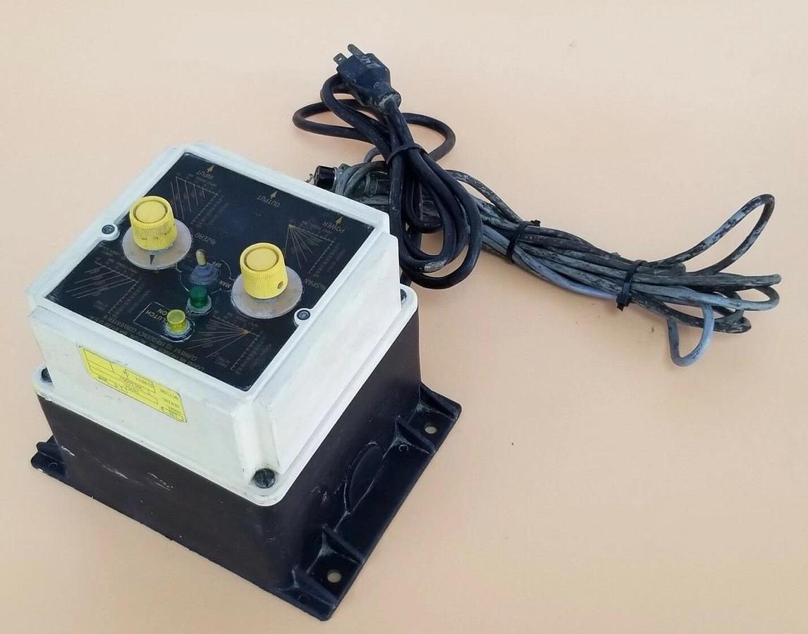 Used LIQUID METRONICS INC. MODEL: 28756 CURRENT TO FREQUENCY CONVERTER II 120V 1.0A