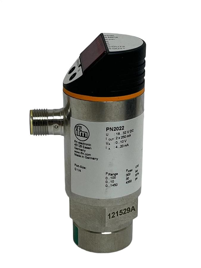 IFM PN2022 PN-100-SBR14-MFRKG/US/ /V Pressure Sensor w/Display  G 1/4 NSMP
