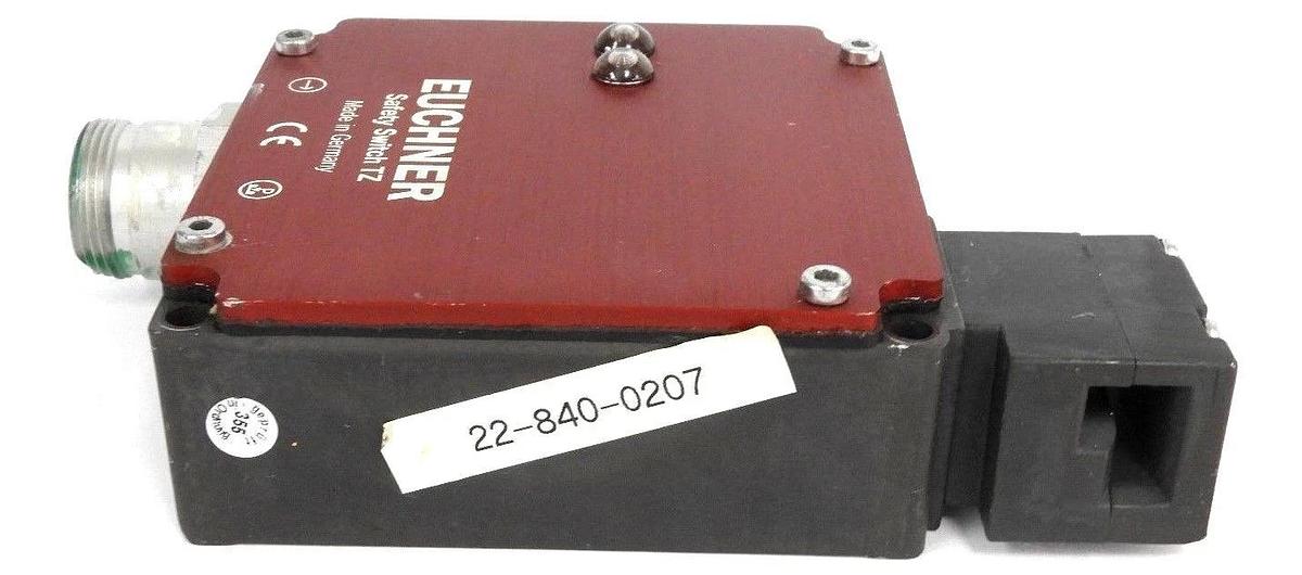 Used EUCHNER TZ1RE024BHAC1902 SAFETY SWITCH TZ, 24V