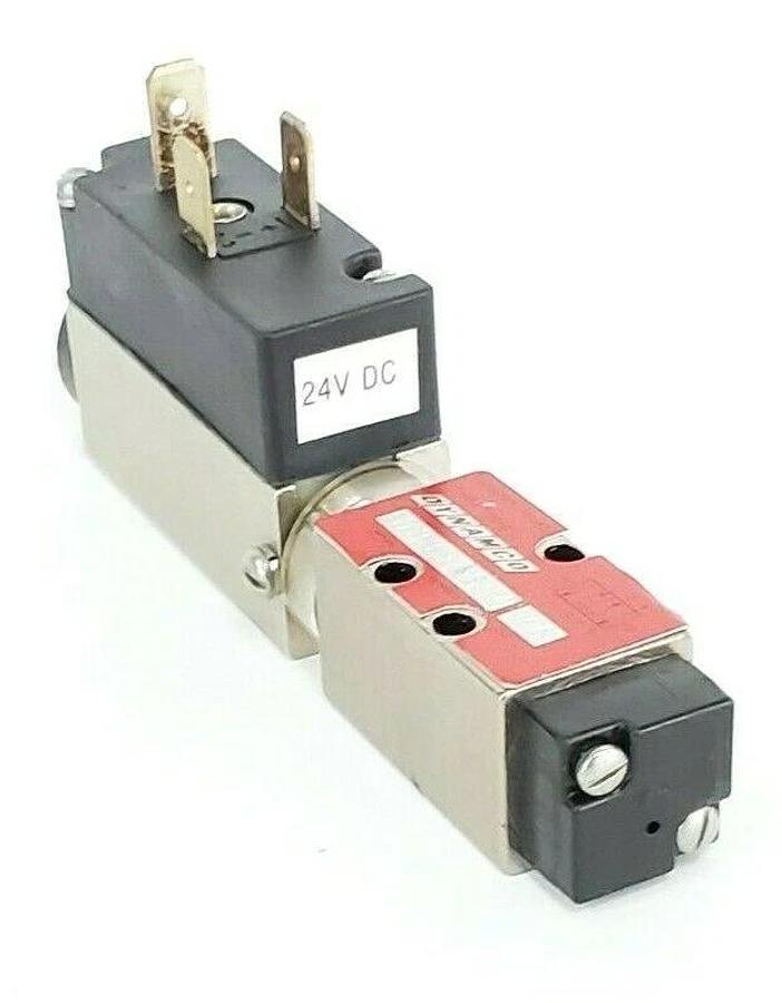 NEW DYNAMCO INC D3336GL0 SOLENOID VALVE 24VDC