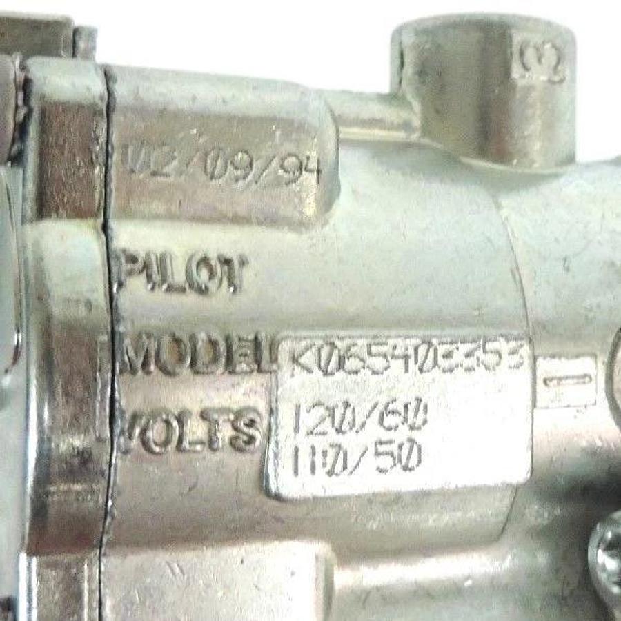 Used NIB SCHRADER BELLOWS K065-403353 SOLENOID VALVE W/ N1952400153 MANIFOLD K058-002