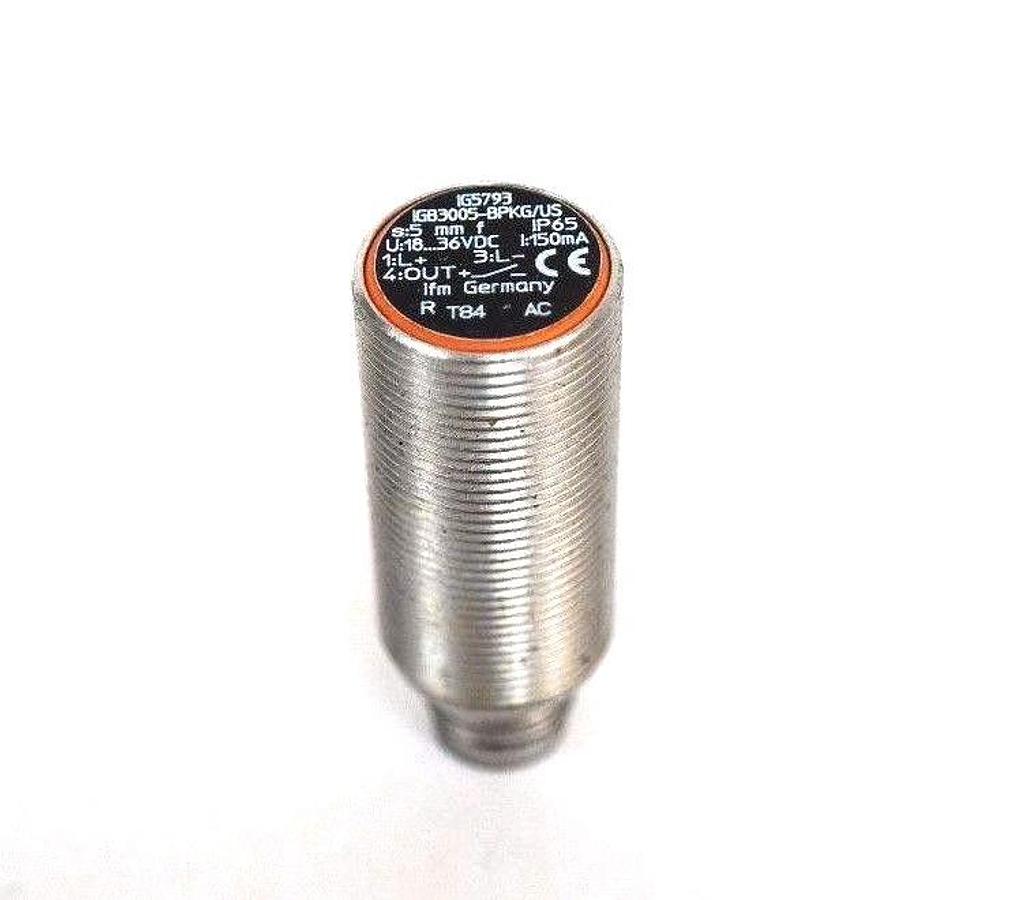 Used NEW IFM EFECTOR IG5793 INDUCTIVE SENSOR IGB3005-BPKG/US-100-DPS
