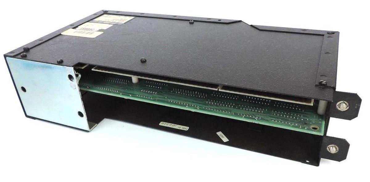 Used SQUARE D SY/MAX 8020-SCP-523X PROCESSOR SERIES M1 REV 9.00 8020SCP523X