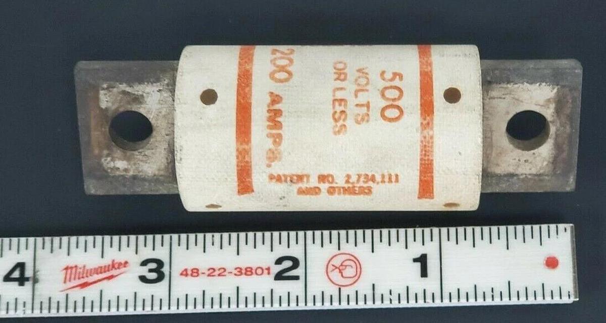 Used GOULD SHAWMUT A50P200 AMP-TRAP SEMICONDUCTOR 200AMP 500V FUSE TYPE 4
