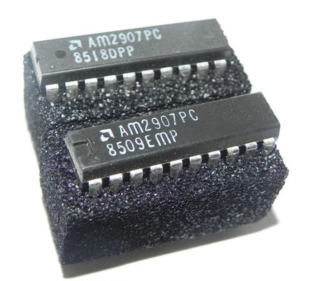 Used LOT OF 2 AM2907PC PROCESSOR CHIP COMPUTER