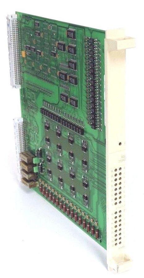 Used ABB DSQC 223 I/O BOARD DIGITAL MODULE YB 560 103 BD/2, 3HAB 2214-8/2 REV: 006