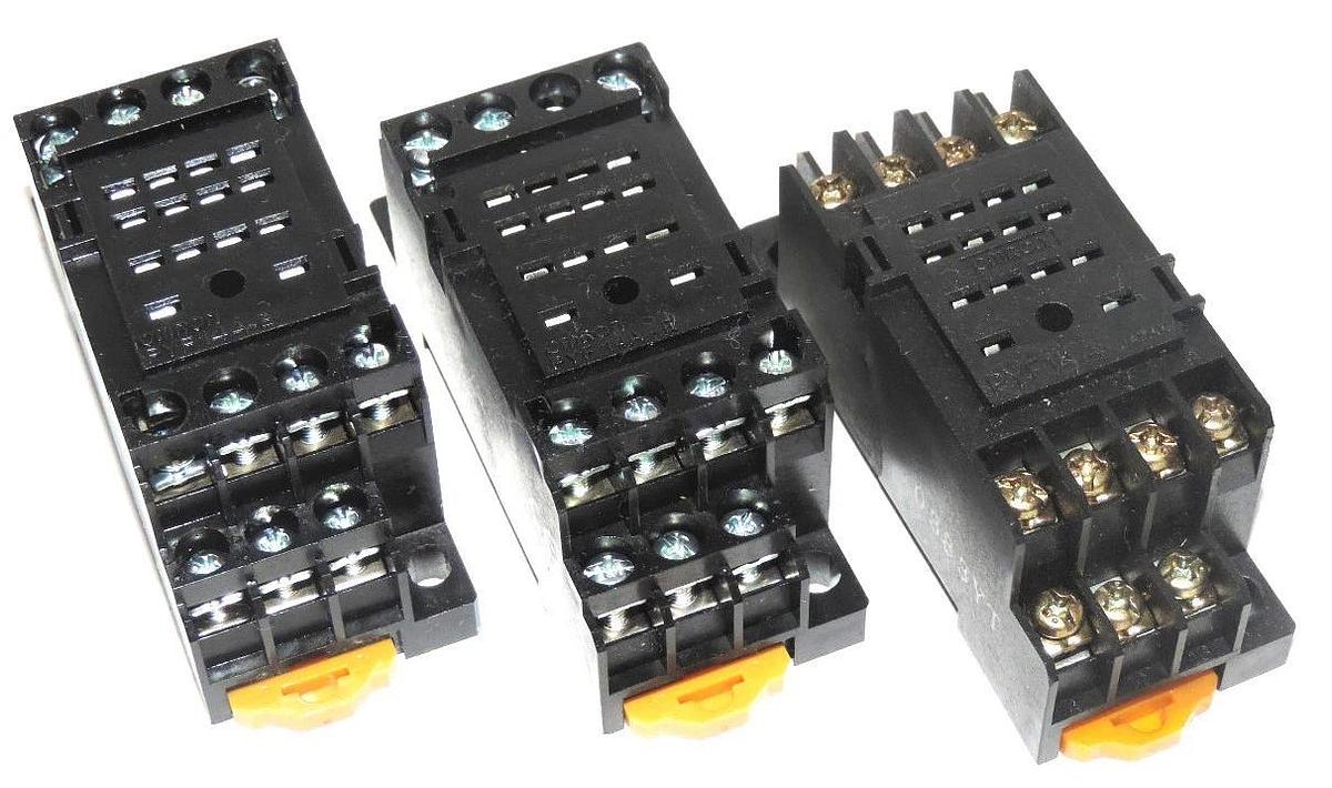 Used LOT OF 3, OMRON PYF14A RELAY SOCKETS