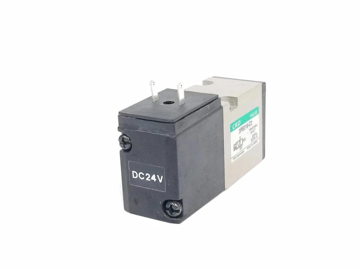 Used CKD 3PB219-C2 SOLENOID VALVE 0-0.7MPA
