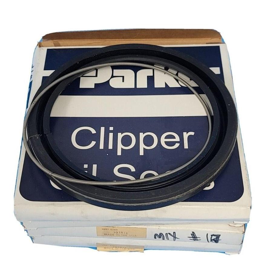 Used LOT OF 4 NIB PARKER 1QTR14 OIL SEALS BLACK