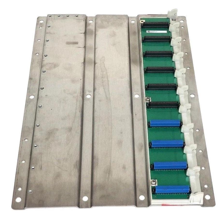 Used SCHNEIDER MODICON 140-XBP-010-00 10-SLOT BACKPLATE, SCE4350198275, 140XBP01000