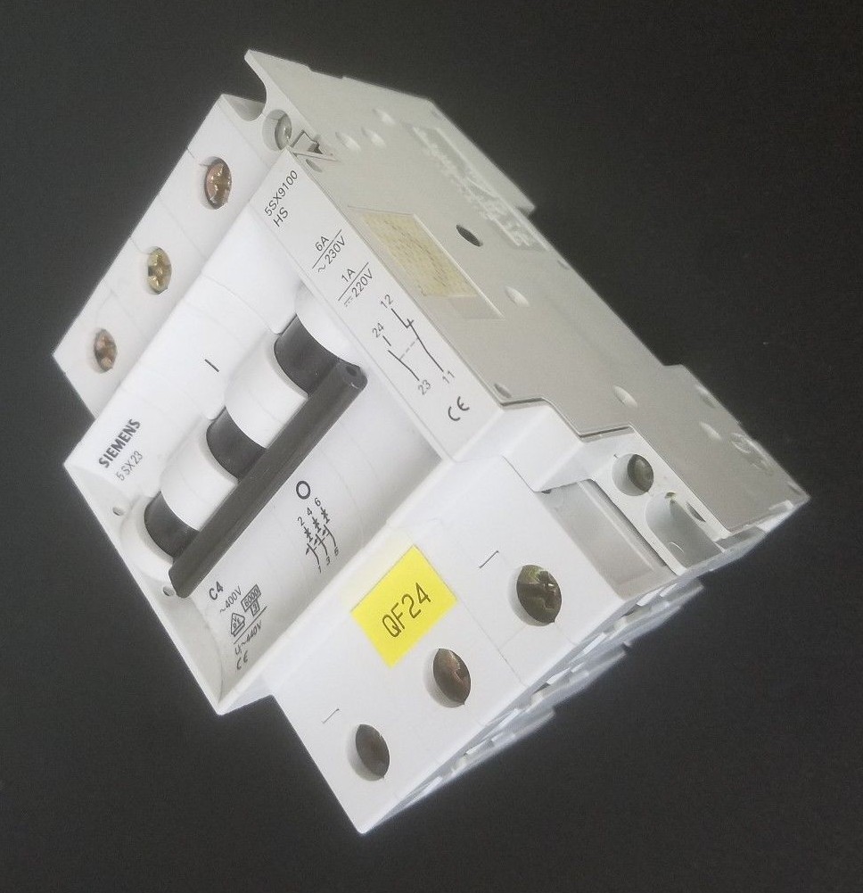Used SIEMENS 5SX23 CIRCUIT BREAKER 5SX23C4, 400V, 4A, 3P W/ 5SX9100-HS CONTACT BLOCK