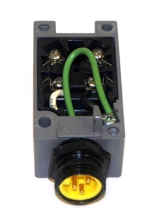 Used CUTLER HAMMER E50RA LIMIT SWITCH RECEPTACLE, SER A1, E50-RA