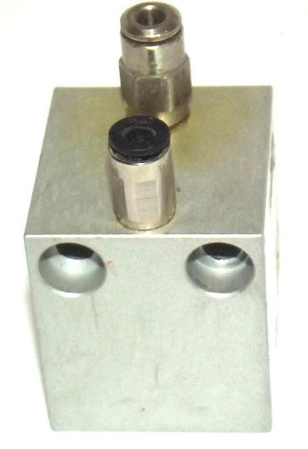 Used CAMOZZI QN2A20A10 MINIATURE CYLINDER STROKE 10