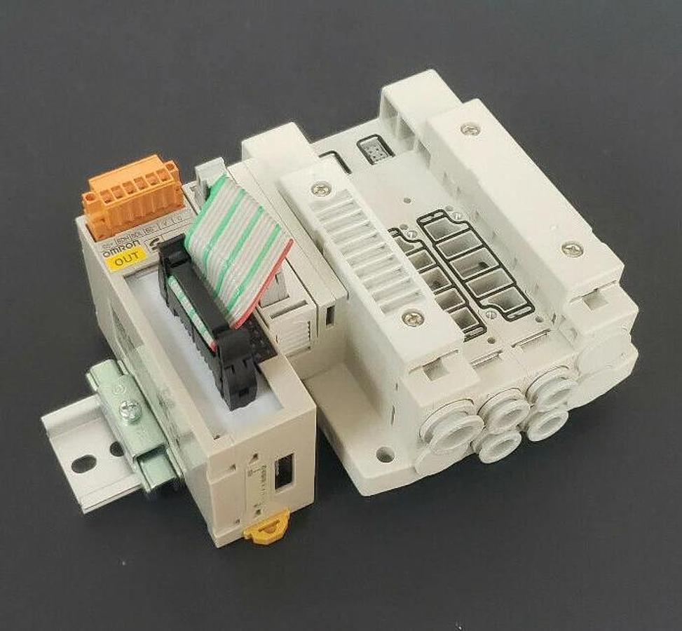 Used NEW SMC SS5V2-10PGD1-02DS-C8-D-X266 PLUG IN MANIFOLD SRT2-VOD16ML-1