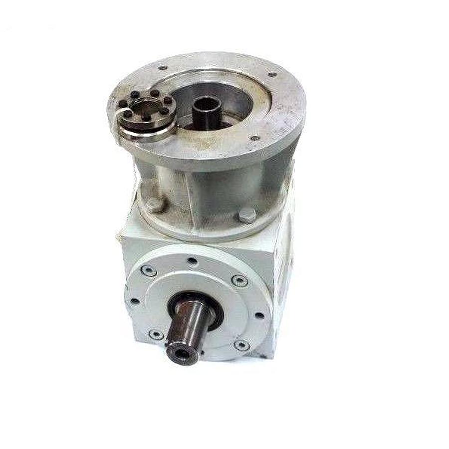 NEW VOGEL ML-25 BEVEL GEARBOX A-NR: 333207 002, ID. NR: 278657, I= 4.0, BA: 30