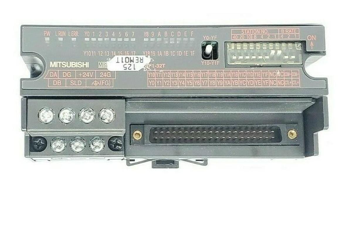 Used MITSUBISHI ELECTRIC AJ65SBTCF1-32T CC-LINK MELSEC OUTPUT MODULE AJ65SBTCF132T
