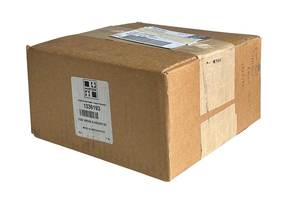 Used NEW SEALED HYSTER 1339193 / HY1339193 OEM YOKE BRUSH & HOLDER AS