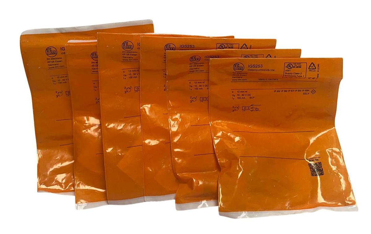 Used 6 IFM IGB3012-APKG/US-104 / IGS253 INDUCTIVE PROXIMITY SENSORS 10-30V 12mm NSFS