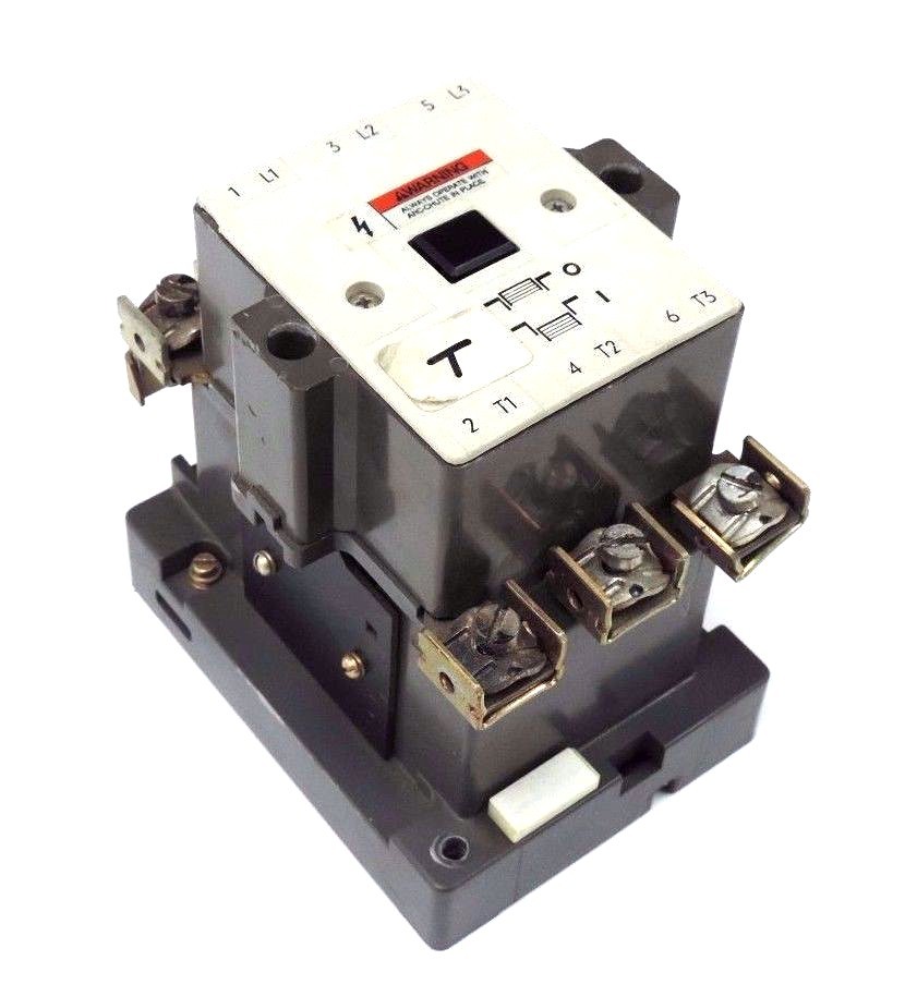 Used SIEMENS CDB46*3 CONTACTOR 600VAC W/ COIL 480/380V, 60/50HZ, CDB463
