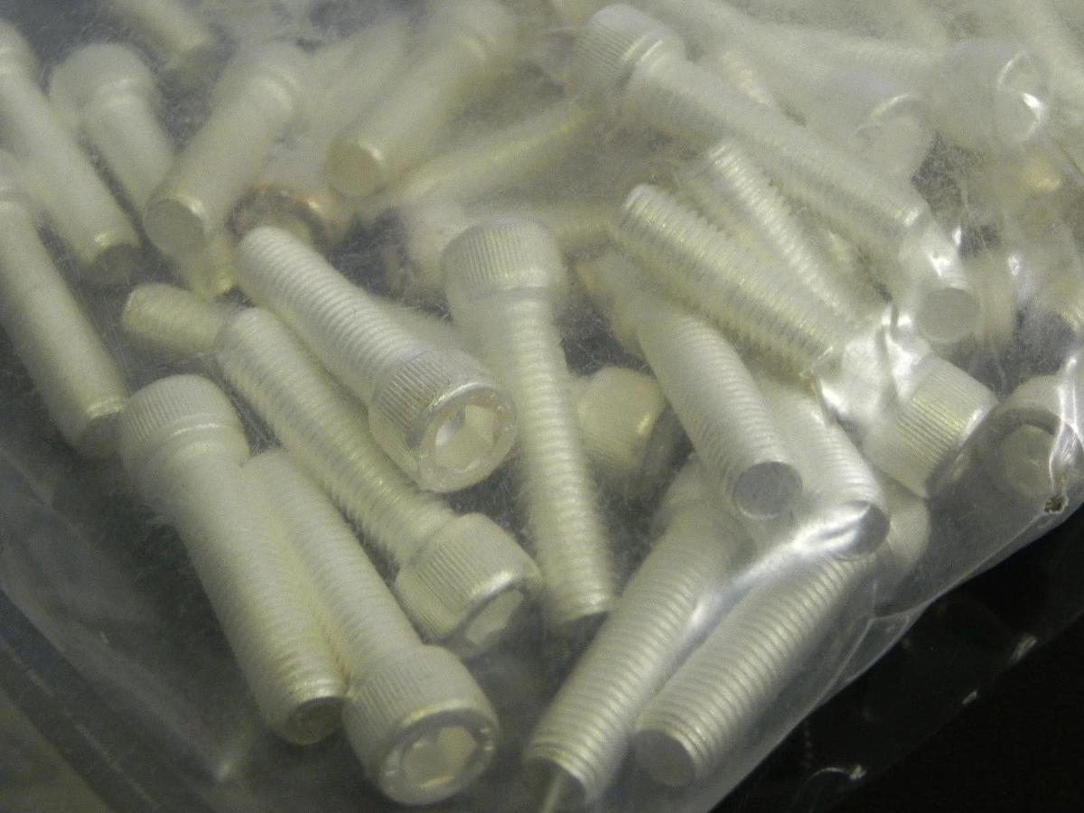 Used BAG OF 100 NON-VENTED SILVER PLATED SCREWS 1/4-28X1" HEX HEAD C-2816-NA REDIVAC