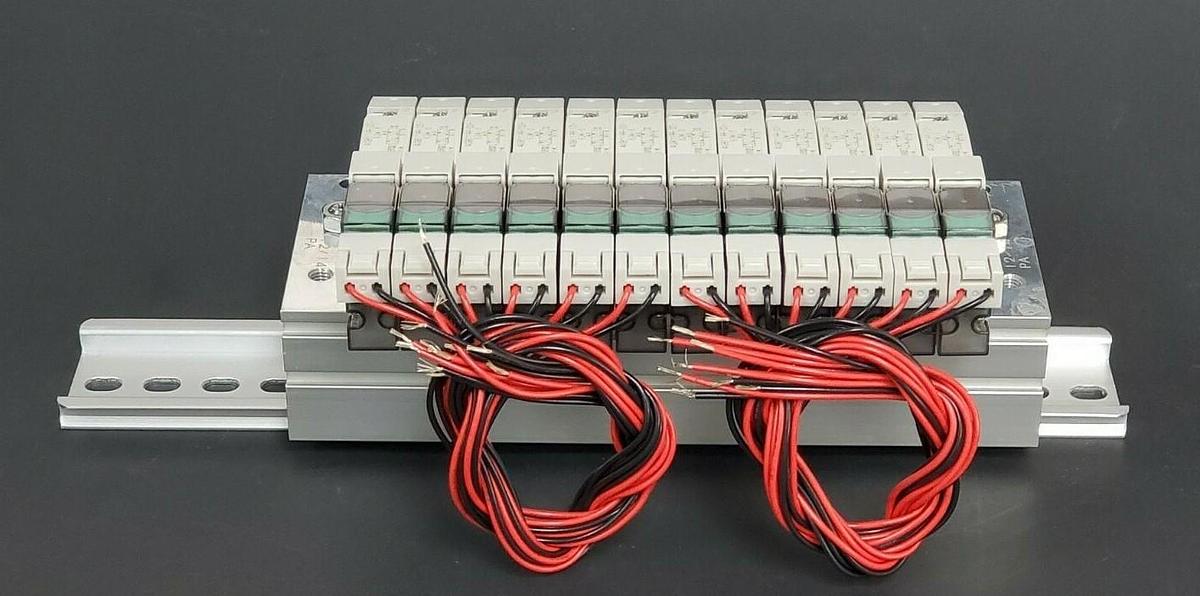 Used NIB CKD M4GB110R-C6-E2KD-12-3 VALVE MANIFOLD BLOCK ASSEMBLY 4GB119R-00-E2K-3
