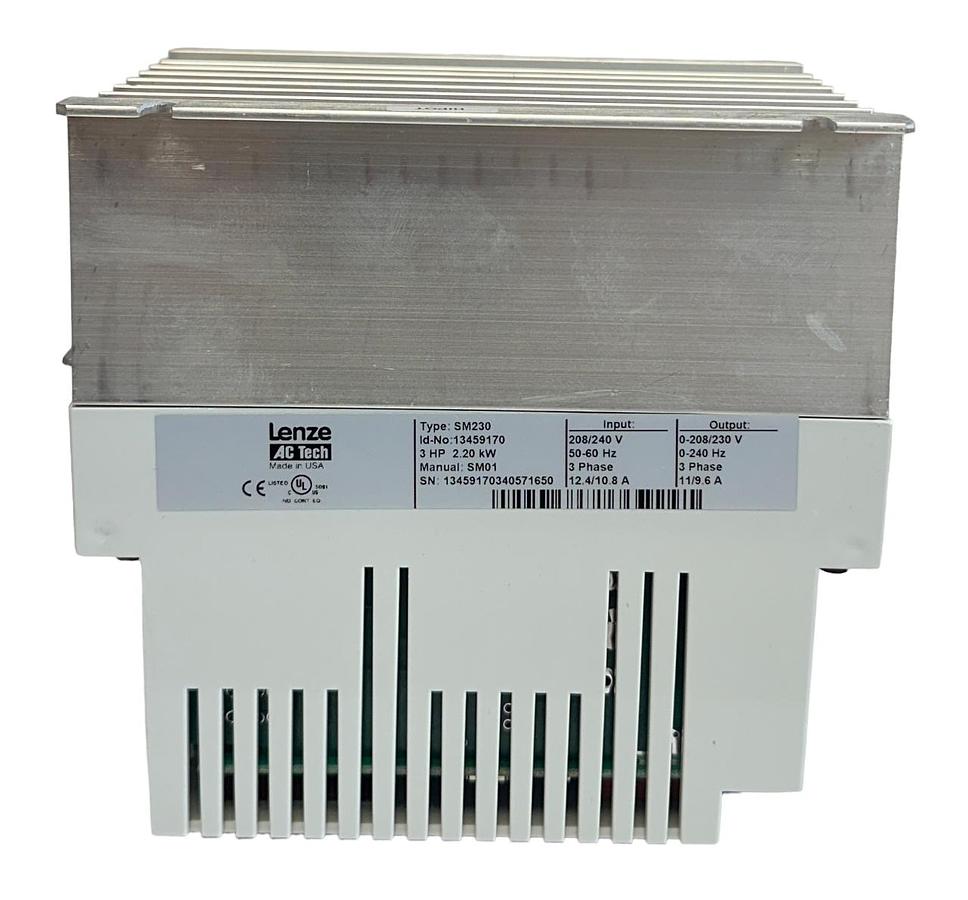 Used LENZE AC Tech 13459170 / SM230 SCM SERIES SPEED MOTOR CONTROL 3HP/2.20kW NSMP