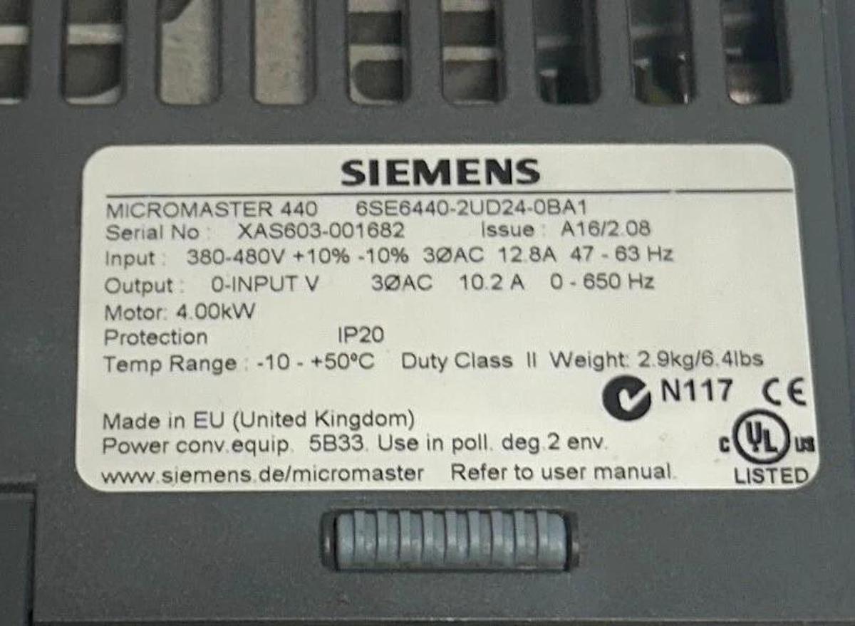Used SIEMENS 6SE6440-2UD24-0BA1 / 6SE64402UD240BA1 MICROMASTER 440 DRIVE 4kW USNP