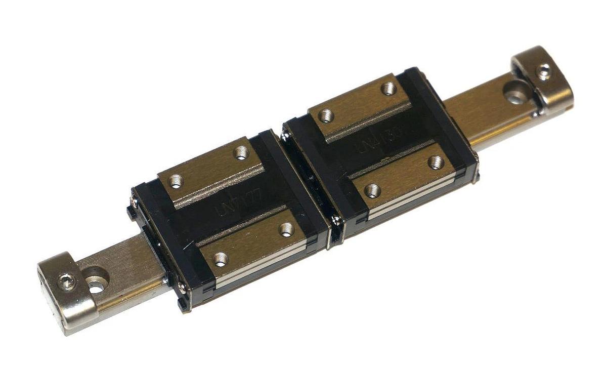 Used NEW THK 3RSR12ZMUU+120LM LINEAR BEARING 3RSR12ZMUU120LM
