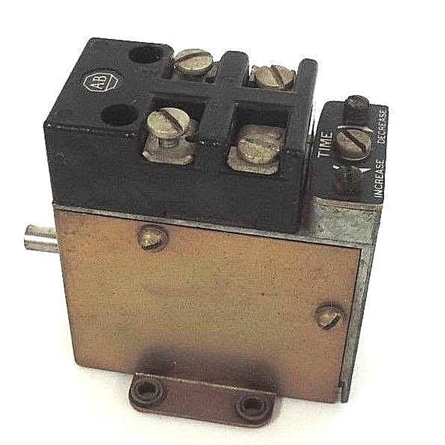 Used ALLEN BRADLEY X-151135 TIMING RELAY MECHANISM X151135