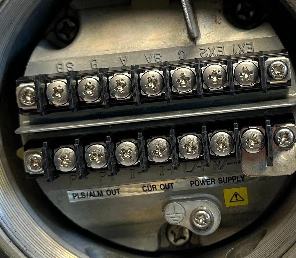 Used YOKOGAWA ADMAG SE SE14-JEH2-A12/FF1/FN1 / SE14 MAGNETIC FLOW CONVERTER 11W USNP