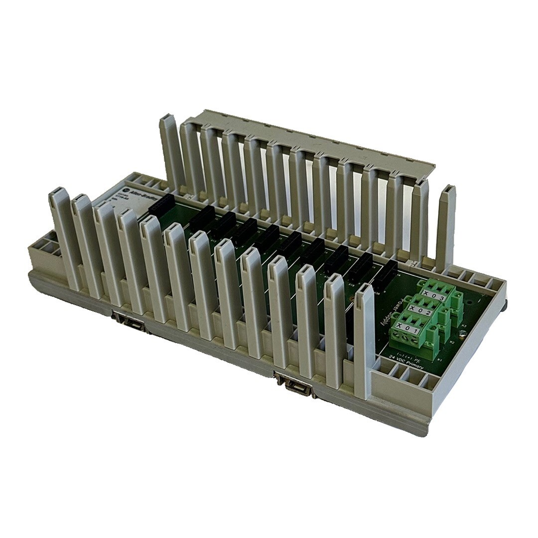 Used ALLEN BRADLEY 1719-A8 /A EX I/O 8-SLOT INTRINSICAL BASE CHASSIS 1719A8