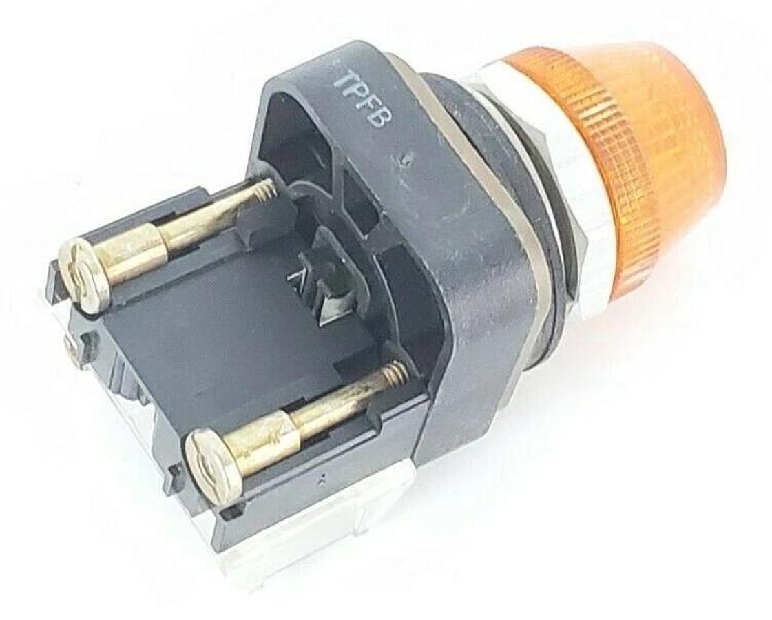Used ALLEN BRADLEY 800T-Q24 PILOT LIGHT SER. T 24V, AMBER 800TQ24