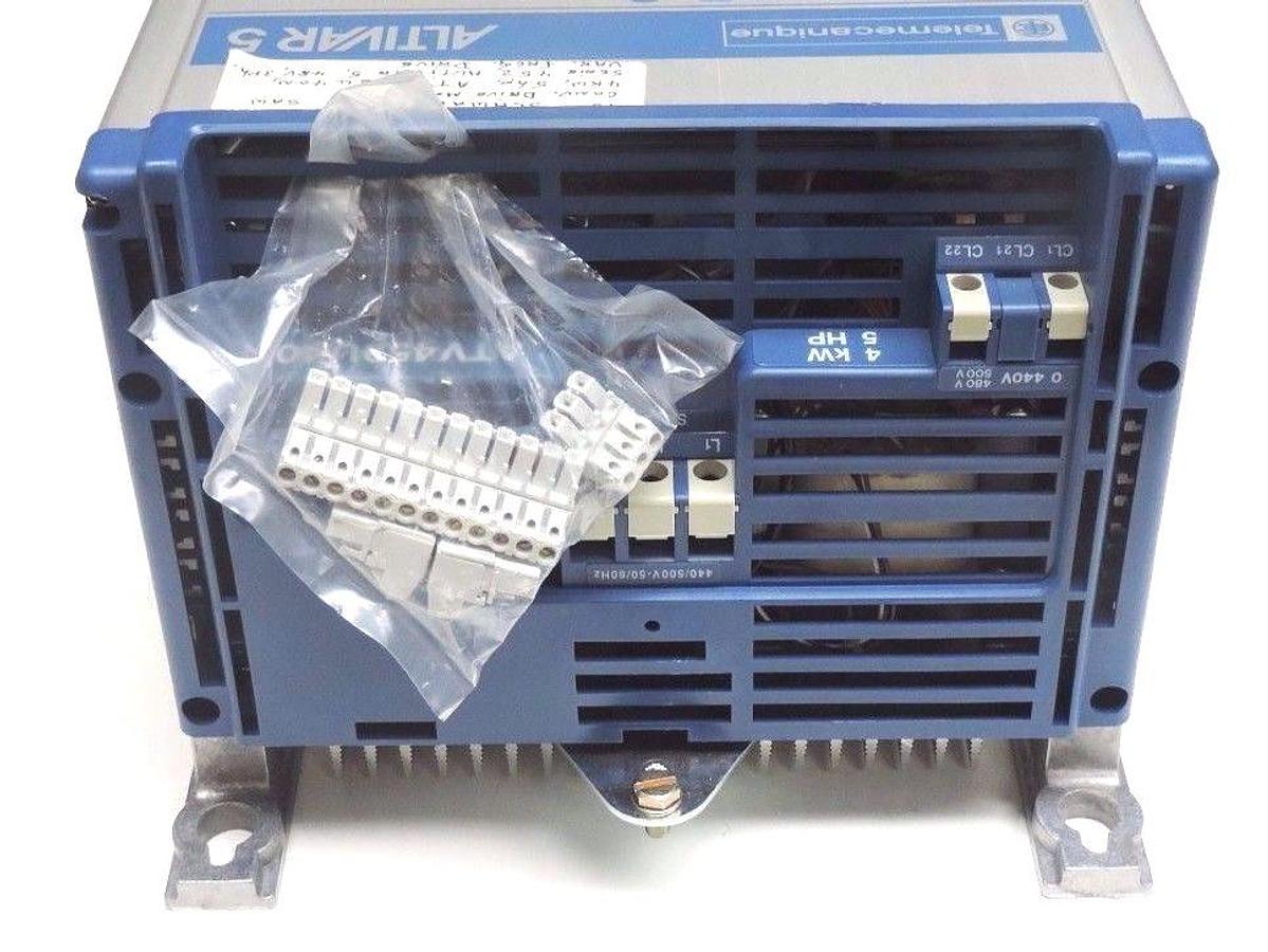 Used NIB TELEMECANIQUE ATV452U40N ALTIVAR 5 DRIVE INVERTER SERIE 45 2 5HP 460V 11A