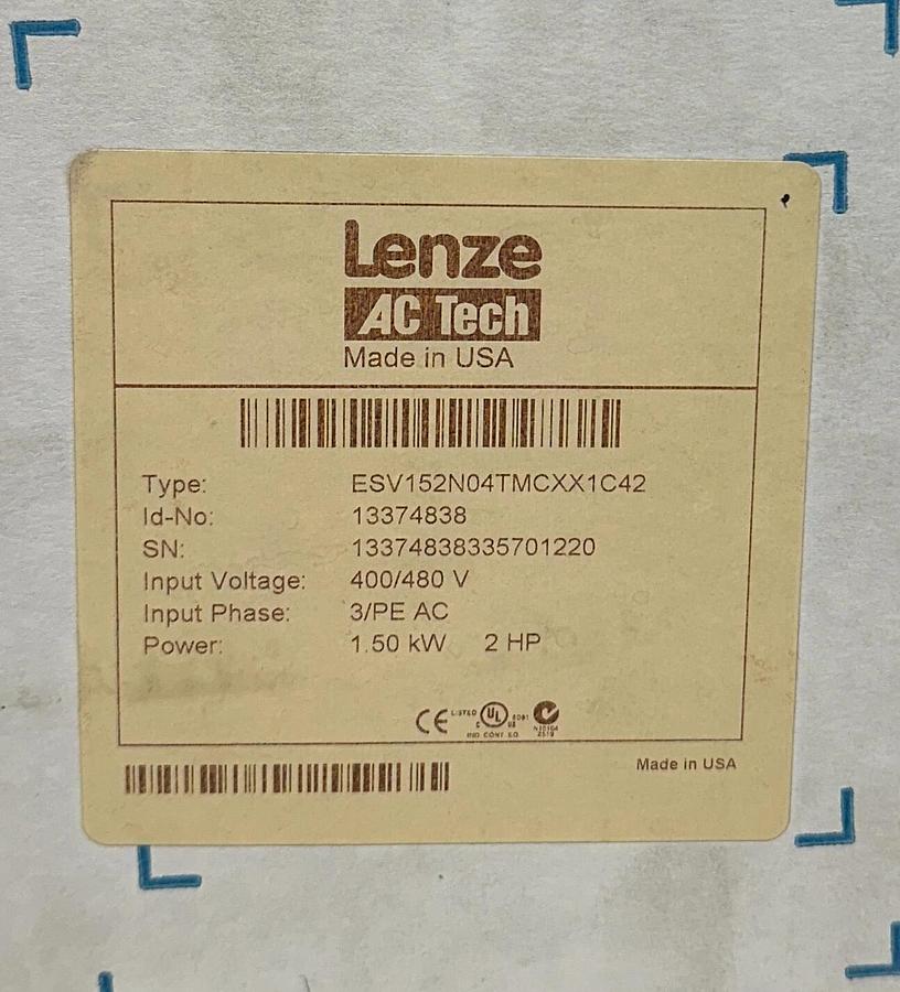 LENZE AC TECH ESV152N04TMC / 13374838 SMVector 1.5kW/2HP ESV152N04TMCXX1C42 NSMP