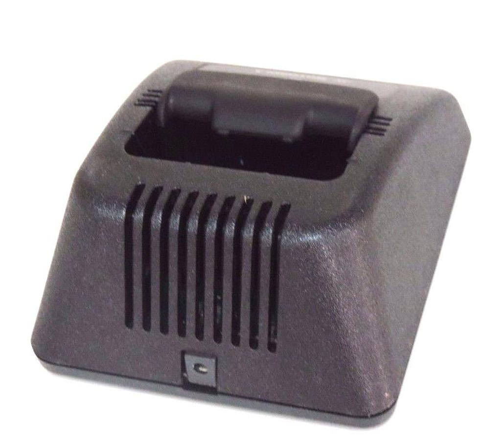 NIB MOTOROLA JEDI CHARGER NTN7160A