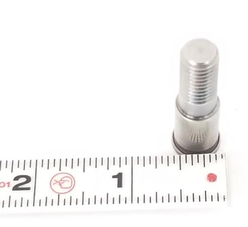 Used LOT OF 4 NEW GM / KRONES 13123744 BRACKET PIN BOLTS 8-070-26-0097